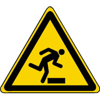 Panneau danger trébuchement ISO 7010 - W007