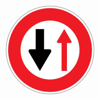 Panneau ´Cédez le passage à la circulation venant 