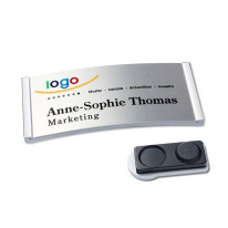 Badge nominatif en aluminium avec logo et nom impr