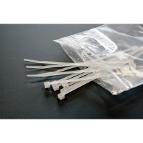 Sachet de 10 attaches nylon pour fixation de panne