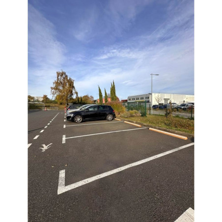 Butée de parking en bois - en situation